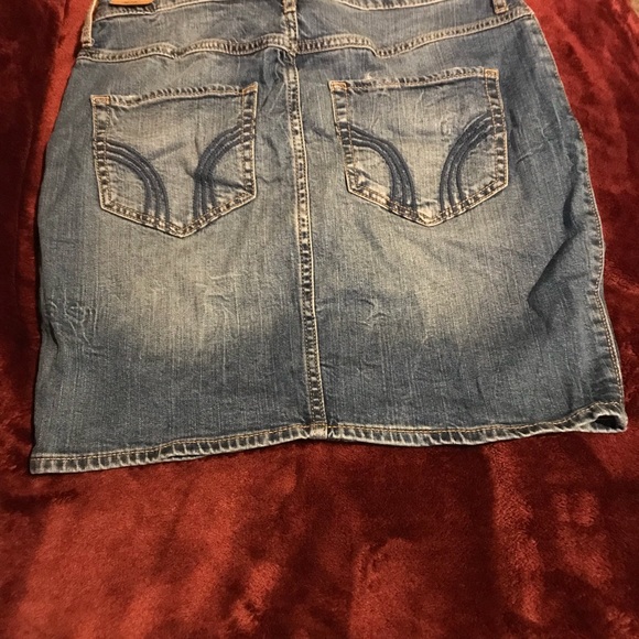 Hollister Denim Shirt - Picture 2 of 4